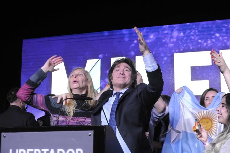 Milei arrasó en el país y fue el candidato más votado: “Vamos a dar fin a la casta política”