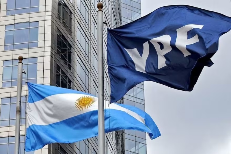 YPF: Tras el fallo millonario, piden empezar a embargar bienes argentinos en 30 días